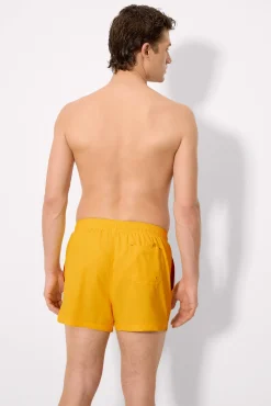 Bañador corto básico amarillo Sockarrats