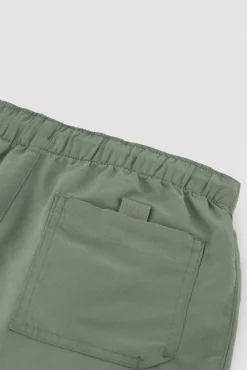 Bañador niño corto liso verde