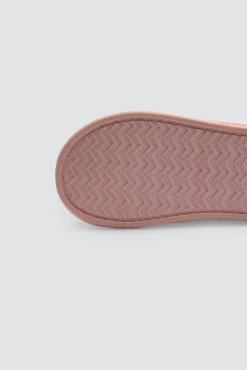 Botas de casa infantil detalles pelo y pompón