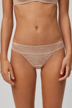 Braga mini encaje nude