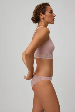 Braga mini invisible con encaje rosa