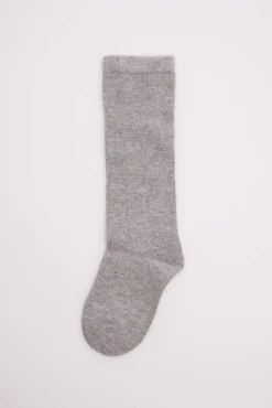 Calcetines bebé largos básicos gris