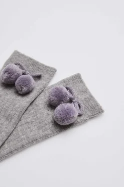 Calcetines largos pompones gris