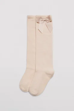Calcetín infantil largo detalle lazo beige