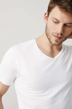 Camiseta interior manga corta cuello pico blanco