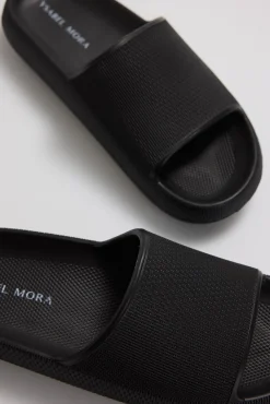 Chanclas de playa antideslizantes ligeras extra comfort negro