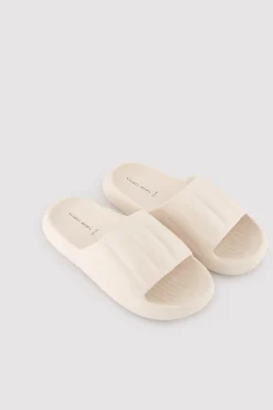 Chanclas hombre ligeras beige