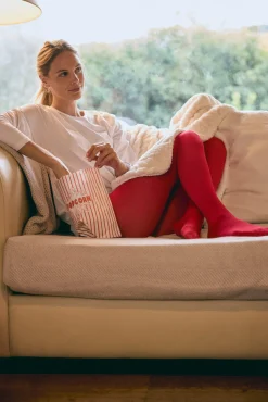 Panty básico 70 denier rojo