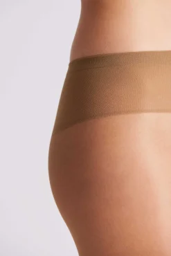 Panty cintura baja 20 denier bronce