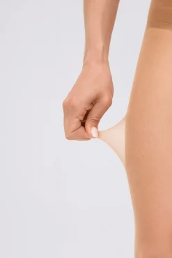 Panty reductor irrompible 10 denier marrón