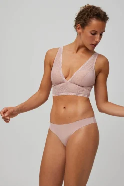 Tanga invisible con encaje rosa