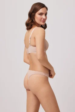 Tanga lencero nude