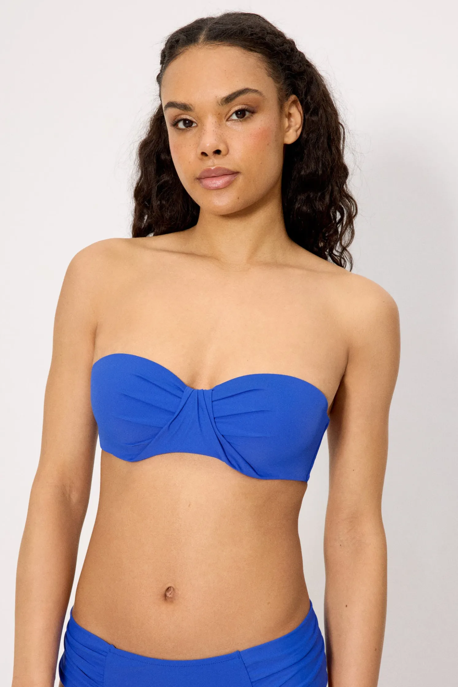 Top bikini bandeau marino copa C