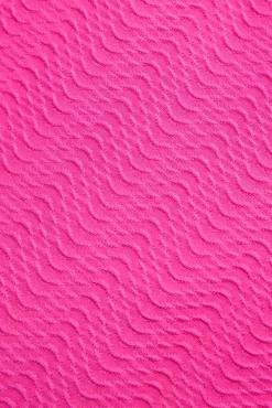 Top bikini juvenil texturizado detalles lazos fucsia