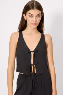 Top chaleco anudado tirantes negro